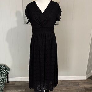 EASTER sale 35% off Black Lace V-Neck Midi Dress nwot